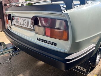 Skoda 105l s prívesnym vozikom - 11