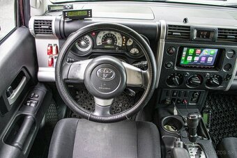 Toyota FJ Cruiser Land - 11