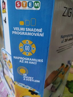 Andy programovateľný robot v top stave - 11