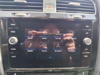 VW Golf 7 Variant 1.5 TSI 110 kW - 11