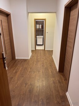 Centrum 3. Izbový byt VT s balkónom 79m2 Námestie Slobody - 11