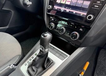 Škoda Octavia Combi 1.6 TDI 115k Ambition DSG - 11