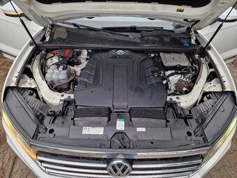 Volkswagen Touareg 3.0 V6 TDi 286k Elegance 4x4 diesel s DPH - 11