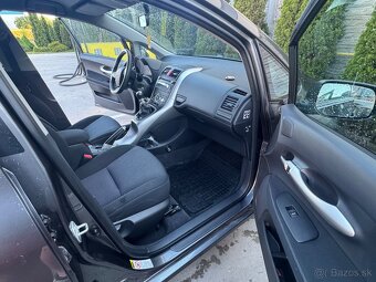 Toyota Auris 1,6 Valvematic - 11