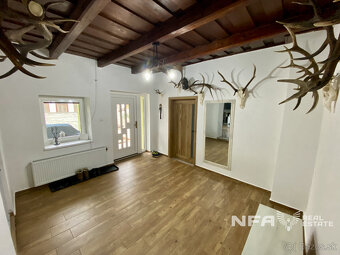 Na predaj  zrekonštruovaný rodinný dom v Tekovskej Breznici - 11