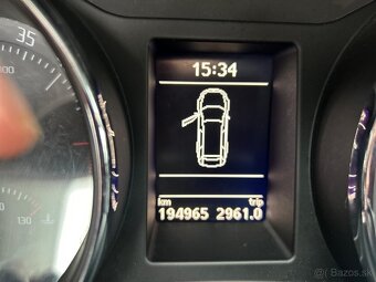 Škoda Superb Combi - 11