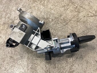 Rozpredam nahradne diely opel corsa D - 11