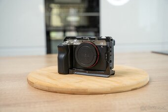 FULLFRAME SONY A7C TOP STAV + KLIETKA - 11