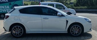 Alfa Romeo Giuletta 2,0jtd diesel 110kw - 11