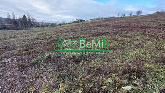 Predaj veľký stavebný pozemok v obci Malé Kršteňany - 11