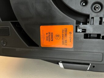 Cybex Cloud T i-size plus + ISOFIX Base T - 11