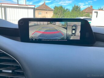 Mazda 3 2.0 Skyactiv 90kW G122 Plus A/T BENZÍN - 11