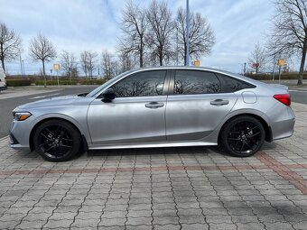 Honda Civic Sport 2023 (Sedan) - 11