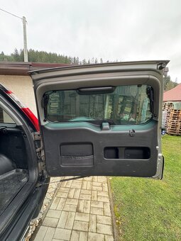 Honda CR-V 2.2 ctdi (103 kw) r.v. 2005, 4x4 - 11