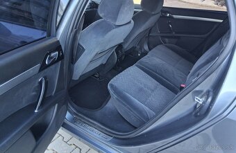 Predám Peugeot Combi 2.2.HDI 125KW R.V.2009 - 11