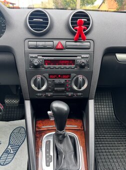 AUDI A3 1.6i AUTOMAT SPORTBACK - 11