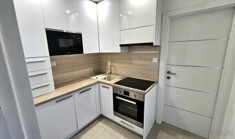 2 izbový zariadený byt - PARTIZÁNSKA ul., blízko AUPARKU - 11