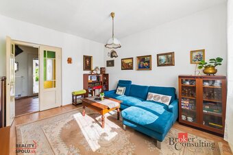 Priestranný rodinný dom neďaleko BA - výhodná kúpa pre rodin - 11