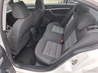 ŠKODA OCTAVIA 1,6 TDi r.v. 2013 - 11
