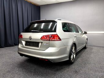 Volkswagen Golf 2,0 TDI R LINE 4 - MOTION - 11