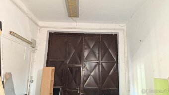 PRENÁJOM - Kancelárske priestory na Leteckom poli v Komárne - 11