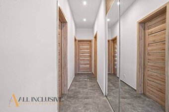 ALL INCLUSIVE | NA PREDAJ 4-IZBOVÝ BYT S TERASOU, VEĽKÝ BIEL - 11