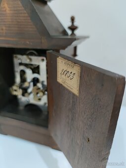 Drevene Hodiny domcekove Junghans - 11