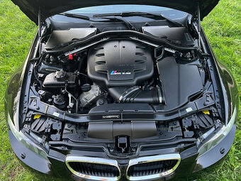 BMW M3 4.0i 309 kw,r.v.2011,servisní historie,odpočet DPH. - 11