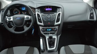 Ford Focus Array 1.60 SR voz - 11