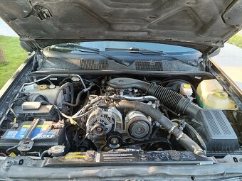 Predám Jeep Grand Cherokee ZJ 5,9 - 11