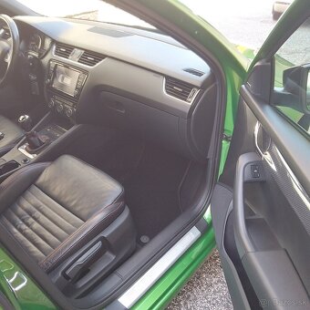 Škoda Octavia Combi 3 RS+DSG +2.0Tsi - 11