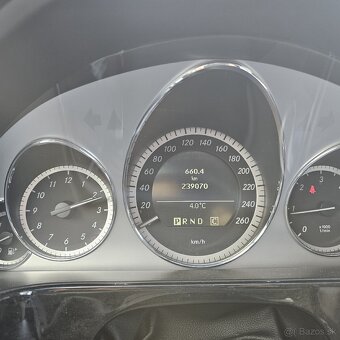MERCEDES E220 CDI 125KW AUTOMAT (AVANTGARDE) - 11