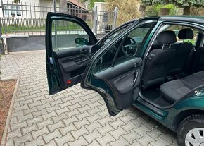 Volkswagen Bora 1,6i SR klima Nová STK benzín manuál 74 kw - 11