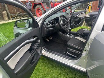 Lada Vesta sw cross - 11