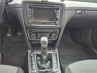 Superb 2.0 TDI CR 4x4 170k Elegance - 11