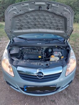 Corsa D 1.2 benzín 59 kW - 11