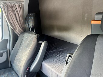 Renault Master III, Twincab 8 paleta - 11