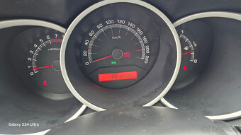 Kia Venga 1.6 CVVT EX - 11