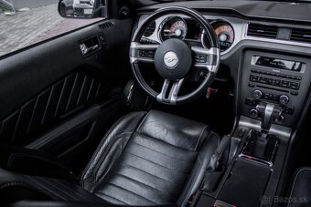 Ford Mustang 4.0L V6 - 11