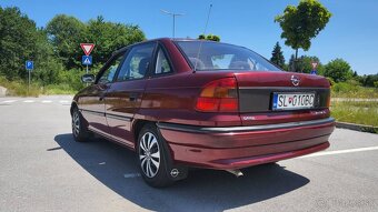 Predám Opel Astra 1.6 - 11