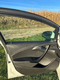 Predám Opel Astra j ST 1.4 turbo 103kw B14NET - 11