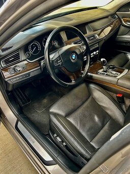 BMW 730d F01 - 11