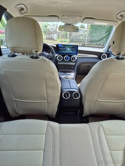 Mercedes Benz GLC 350d 4MATIC AT - 11