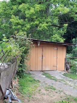 Bytový dom so záhradou - 11