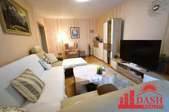 Na predaj 3 izbový byt s lodžiou, 77 m2, Trenčín ul. Halalov - 11