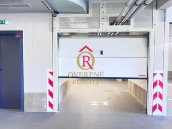 Exkluzívna garáž s vlastným vstupom a bránou HÖRMANN – jedin - 11