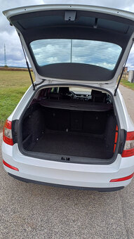 Škodu Octavia Combi 1.6 TDI (2017) - 11