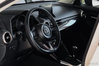 Mazda 2 1.5 Skyactiv-G75 Takumi - 11