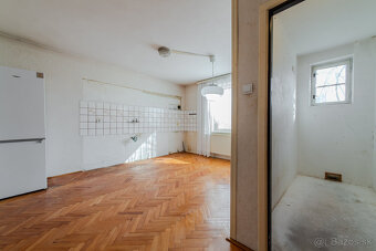 REZERVOVANÝ 7 izbový rodinný dom - Poproč, Košice - 11