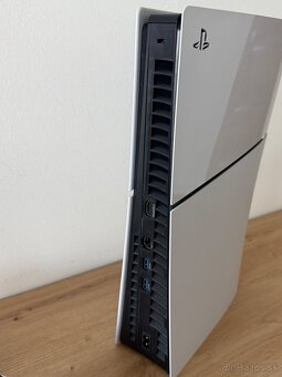 PLAYSTATION 5 - 11